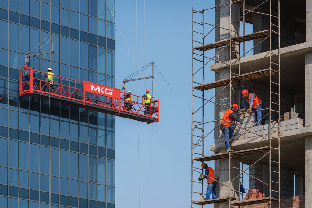 rope suspended platform vs scaffolding